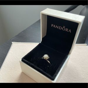 Pandora ring